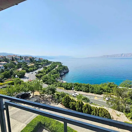 In Novi Vinodolski 54940 * Novi Vinodolski