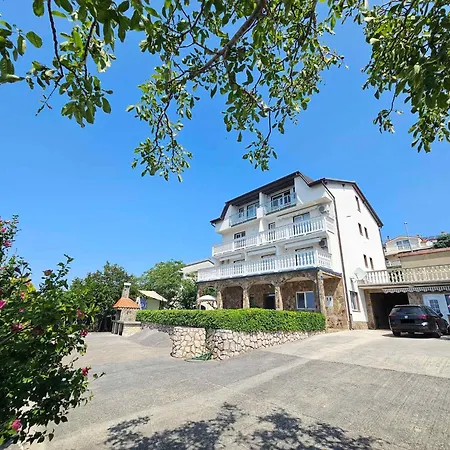 In Novi Vinodolski 54940 Apartment Novi Vinodolski