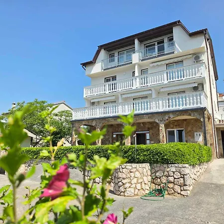 In Novi Vinodolski 54940