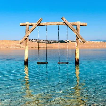 In Novi Vinodolski 54940 Apartment *